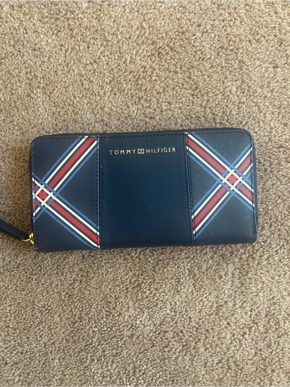 Tommy Hilfiger Navy Saffiano Zip Wallet with Tricolor Plaid
